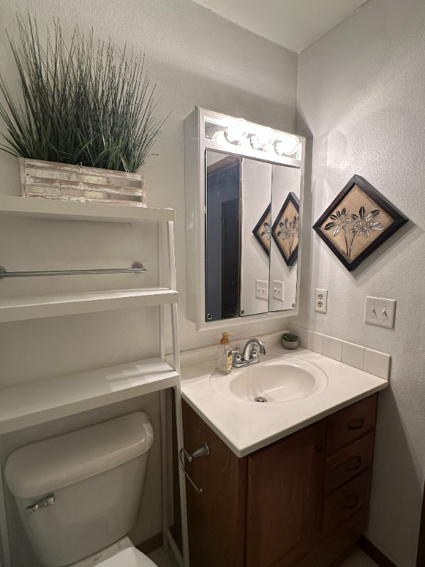 1511 Hyvue Street - Photo 5 of 7