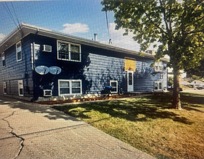 1400 7th Avenue Southwest #4 - Photo 6 of 8