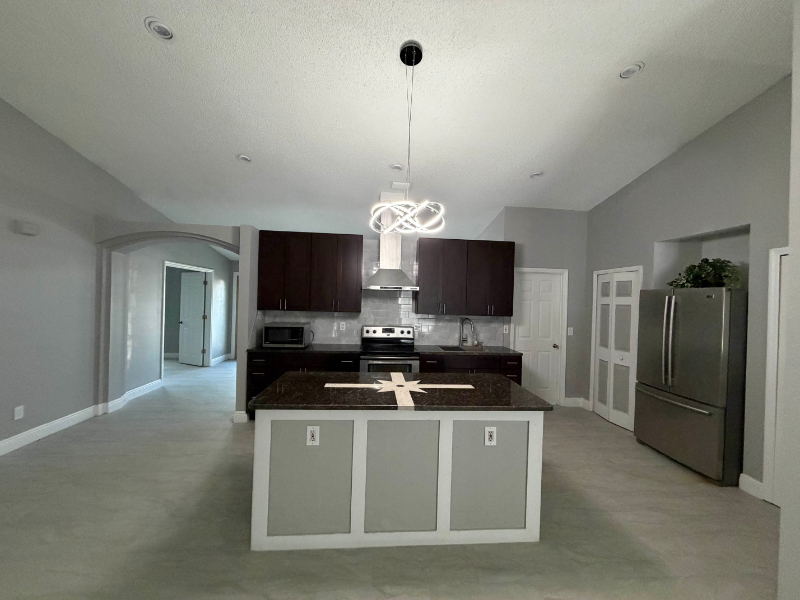 1743 Laramie Circle - Photo 6 of 19