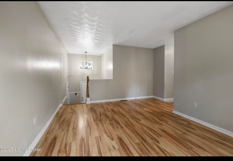 1109 Crestview Way - Photo 6 of 10