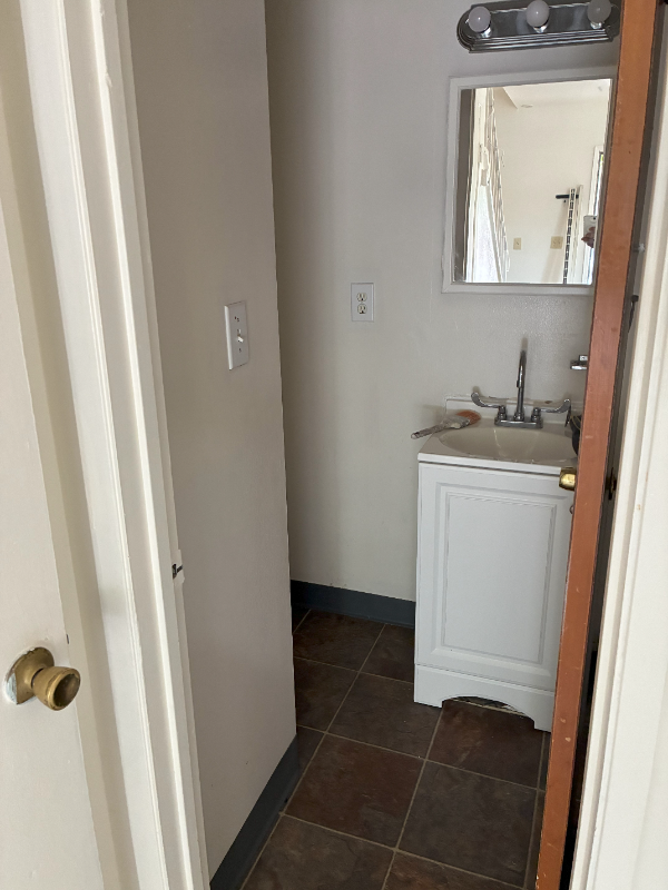 40470 Grimmer Boulevard - Photo 3 of 7