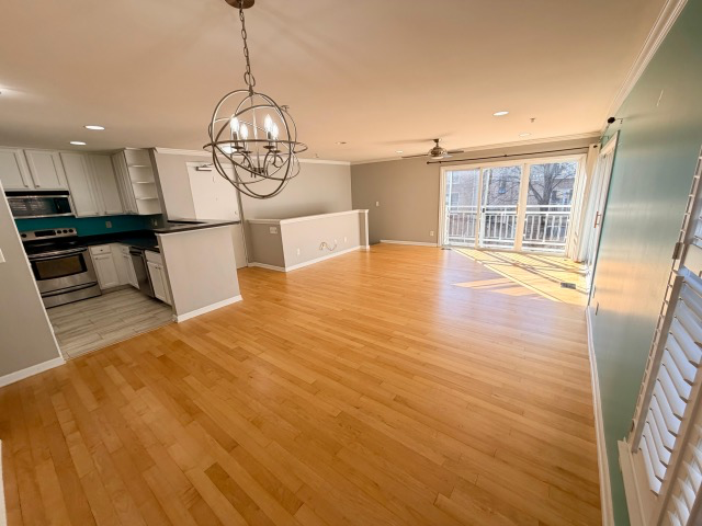 607 Raphael Place - Photo 2 of 20