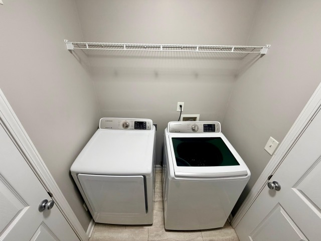 607 Raphael Place - Photo 6 of 20