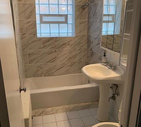 306 South Austin Boulevard #G - Photo 5 of 8