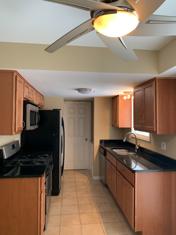 1818 Whitney Drive - Photo 5 of 13