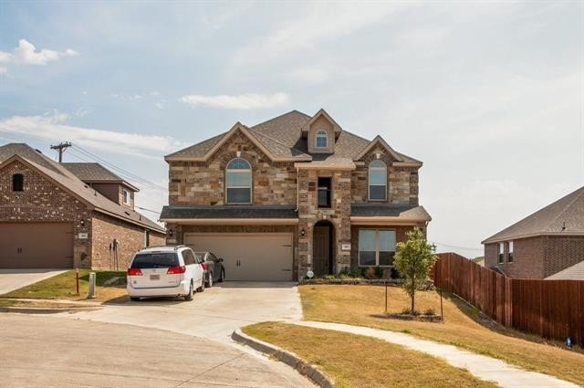 309 Oliver Court - Photo 2 of 2