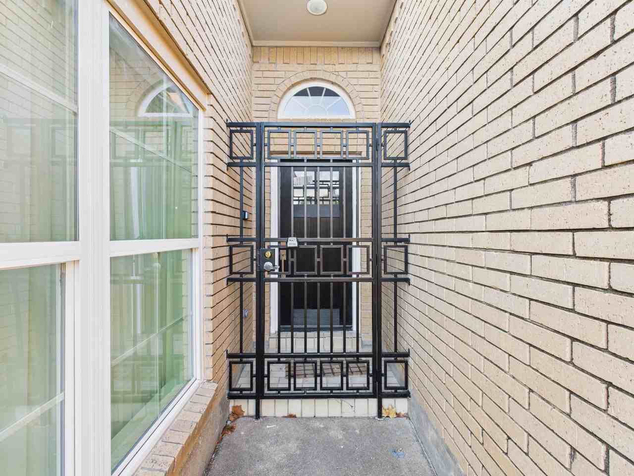 7610 Hopewell Lane #7610 - Photo 4 of 31