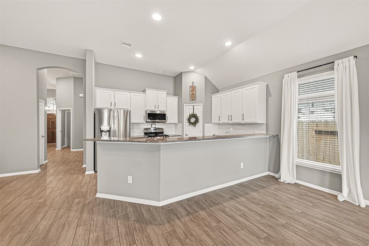 18507 Sleeping Bear Way #18507 - Photo 5 of 50