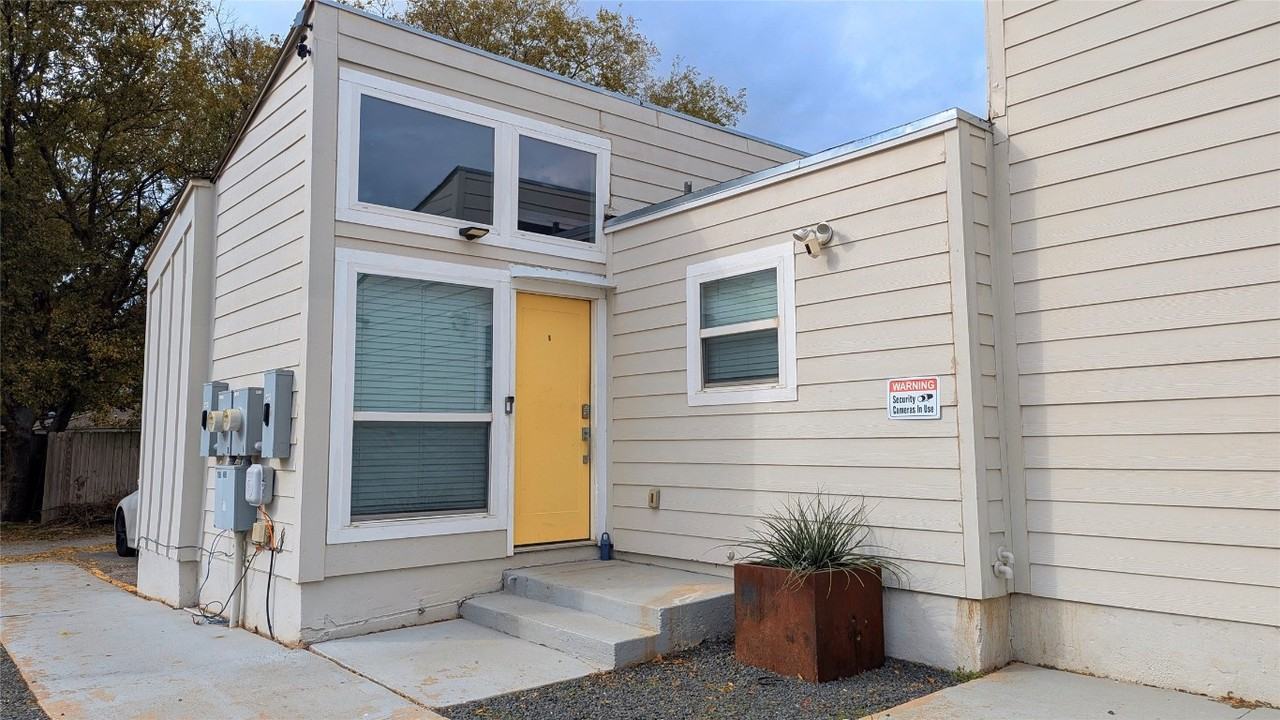 4505 Teri Rd #4505B - Photo 4 of 22