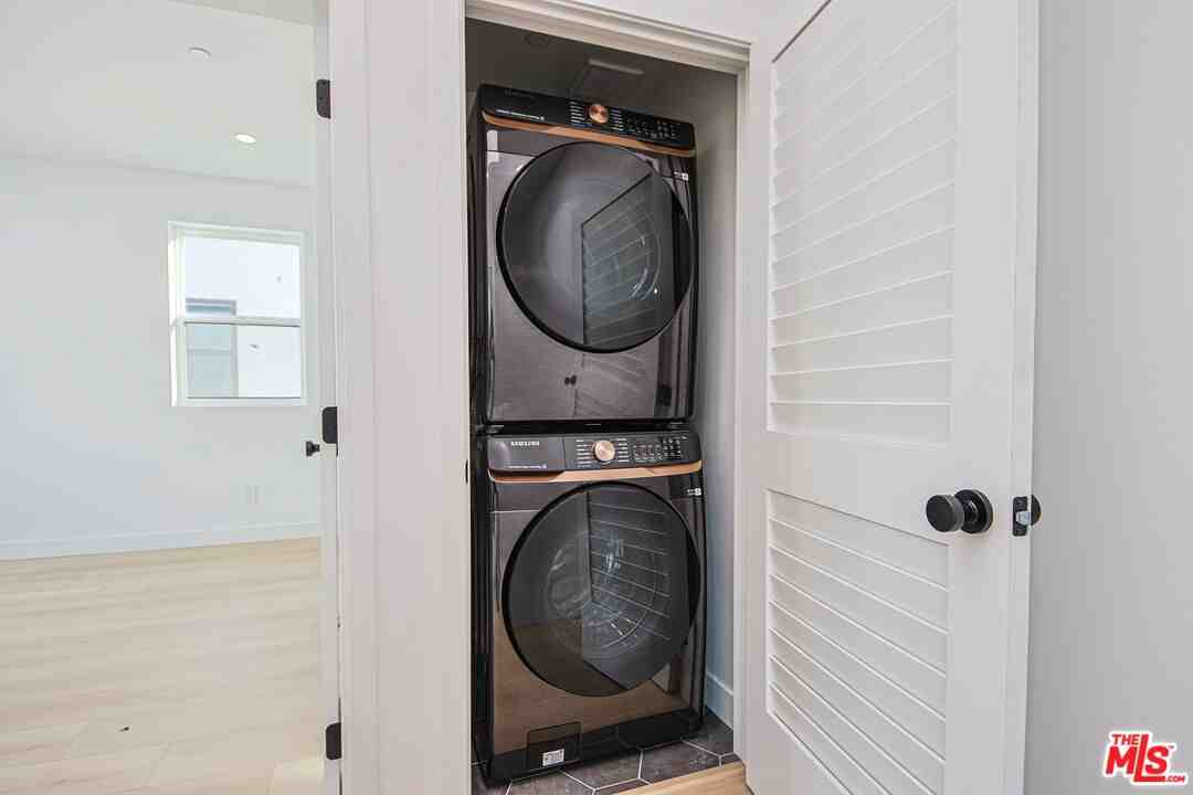 11736 Gilmore St #11736 - Photo 4 of 15