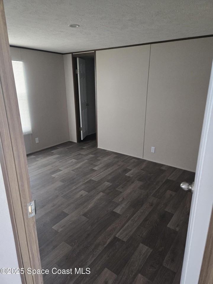 2534 Amberly Road Northeast #2534 - Photo 6 of 6