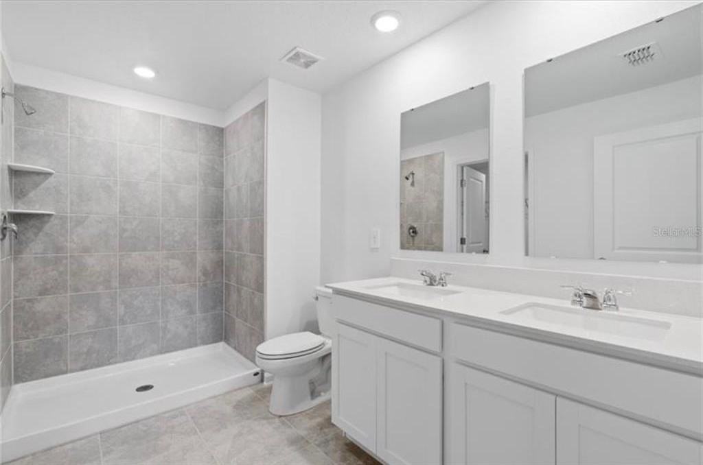 352 Heroic Rd #352 - Photo 5 of 19