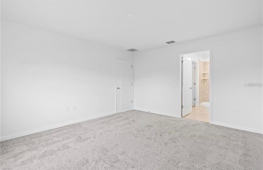 352 Heroic Rd #352 - Photo 7 of 19