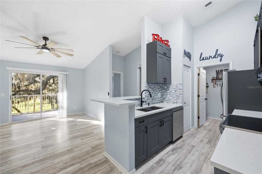 2532 Grassy Point Drive #2532-206 - Photo 3 of 37