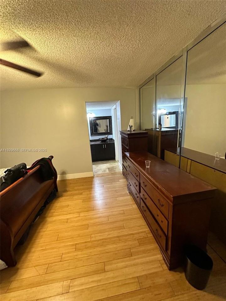 8040 Hampton Boulevard #8040-508 - Photo 3 of 10