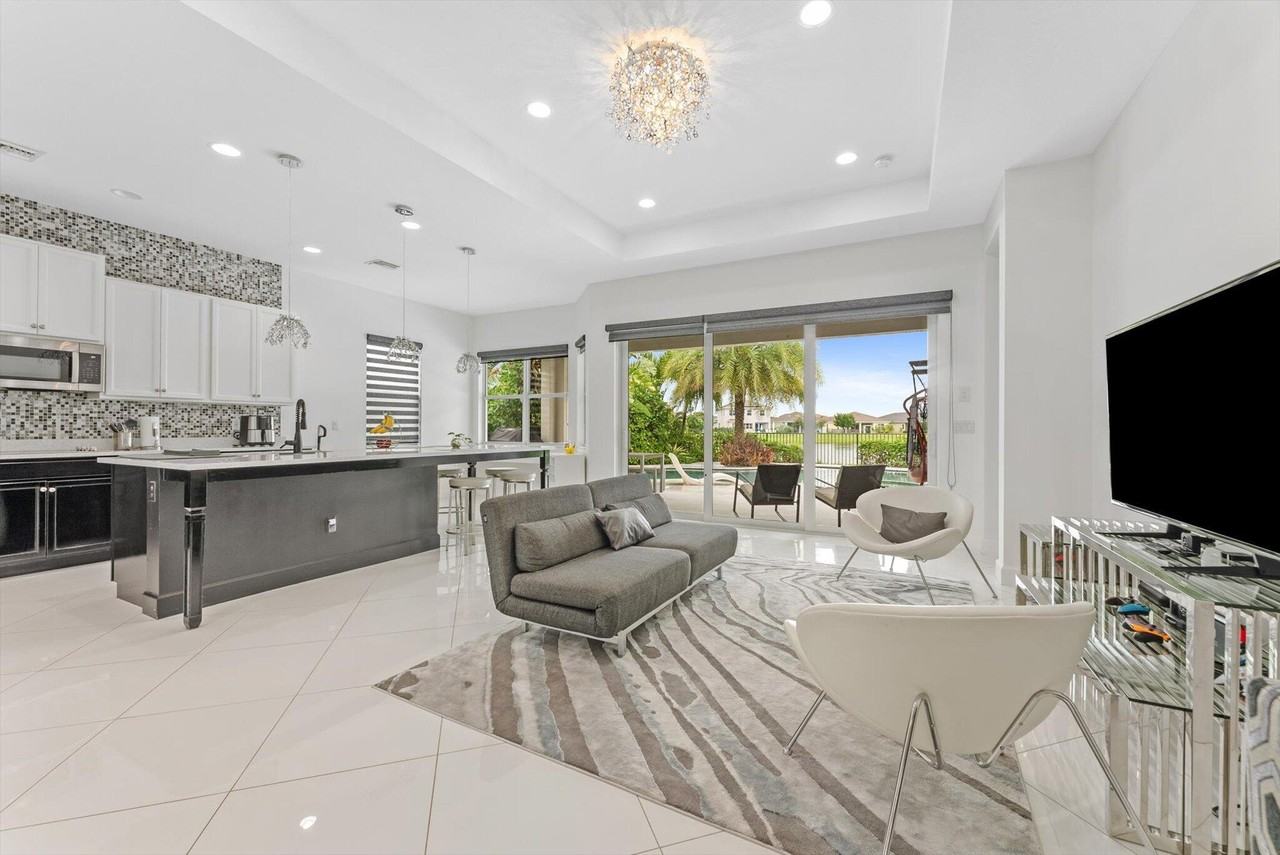 5934 Buttonbush Dr #5934