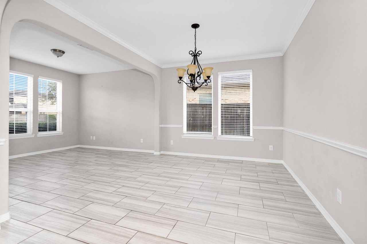 6915 Pebble Pass Lane #6915 - Photo 7 of 43