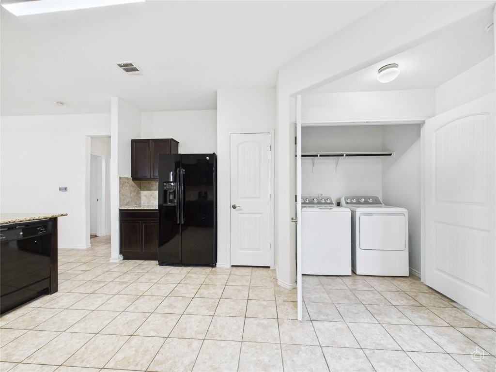 3504 Black Granite Drive #3504 - Photo 4 of 28