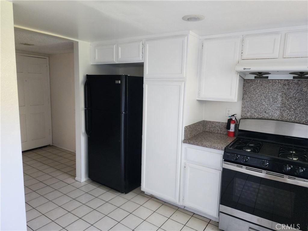 1165 South Reservoir Street #1165 - Photo 6 of 10