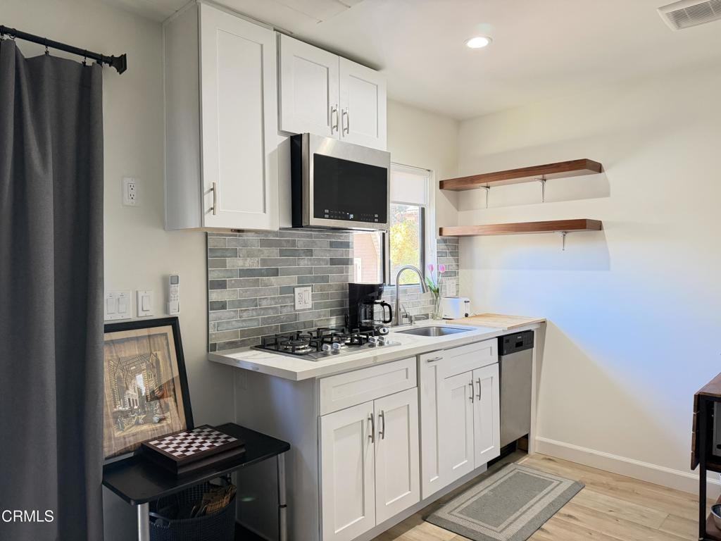 Pine Knot Avenue #8511-2 - Photo 3 of 22