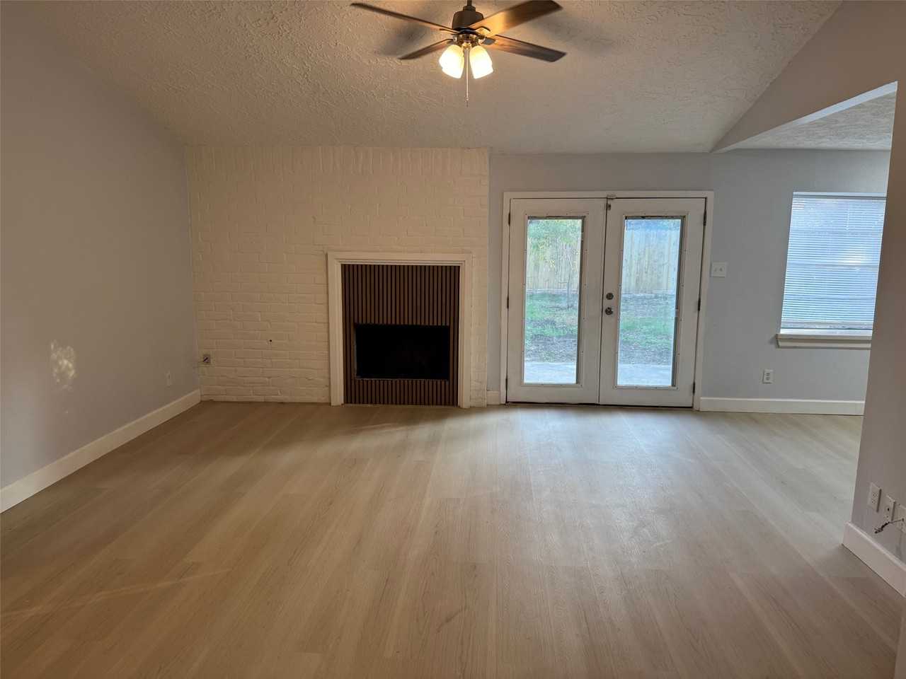 5222 Moonshadows Drive #5222 - Photo 3 of 14