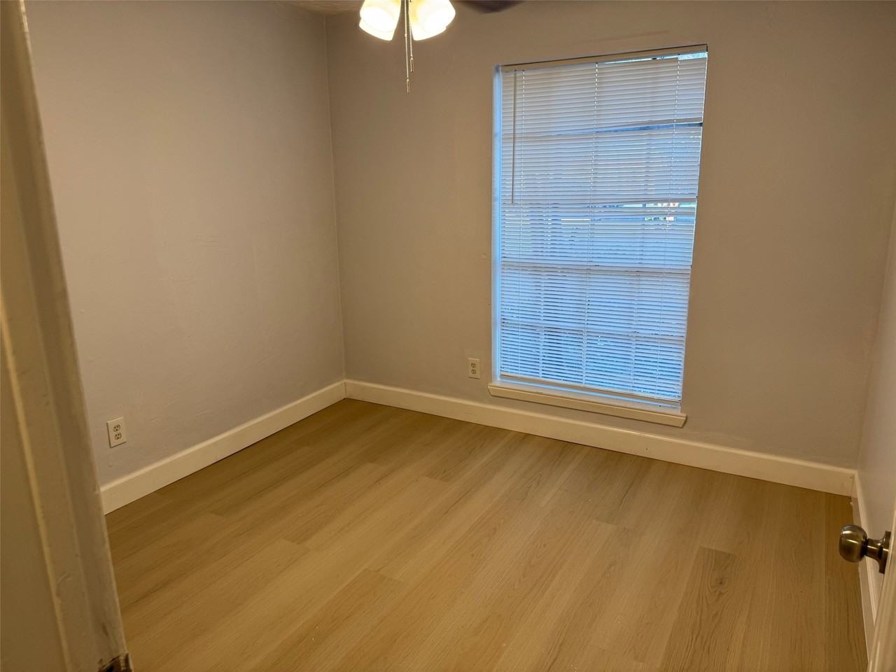 5222 Moonshadows Drive #5222 - Photo 7 of 14