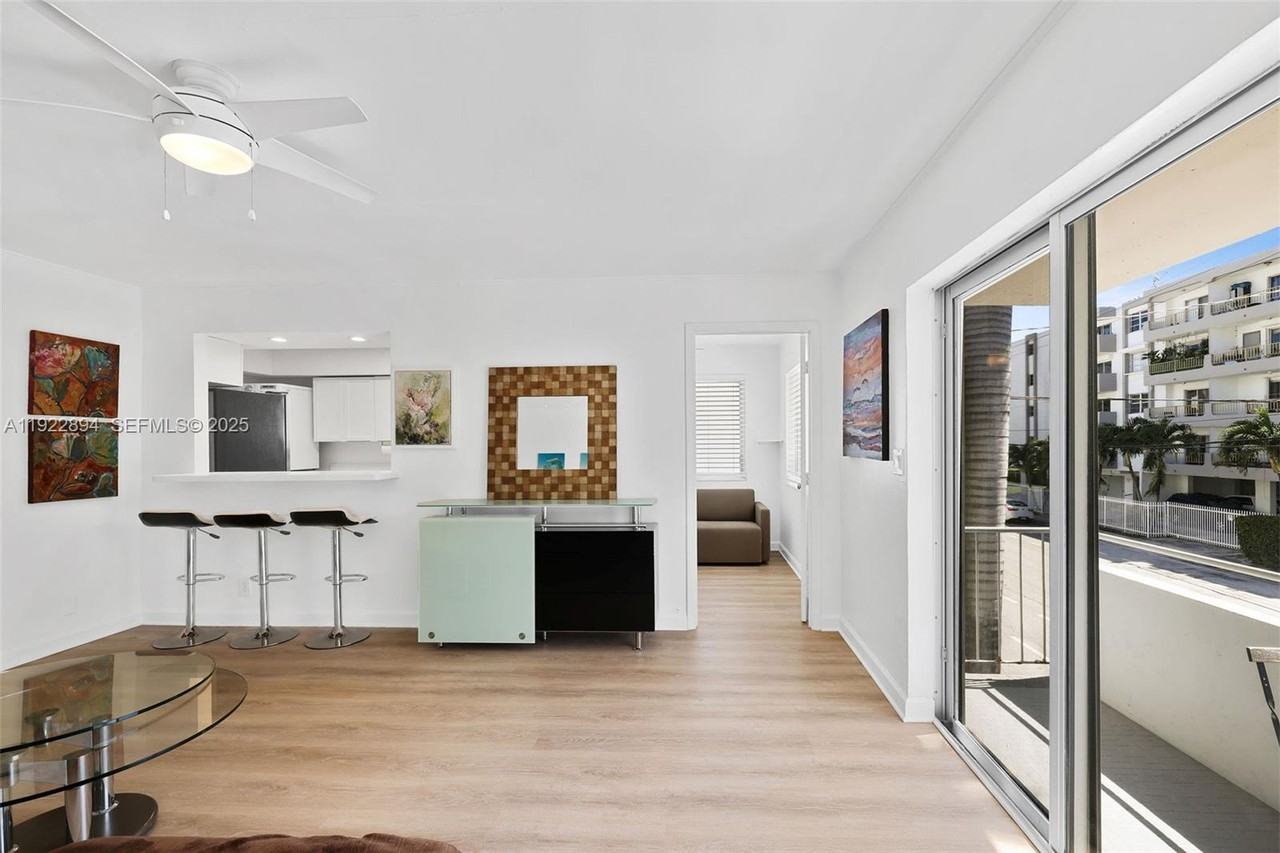 1601 Bay Rd #1601-8 - Photo 6 of 29