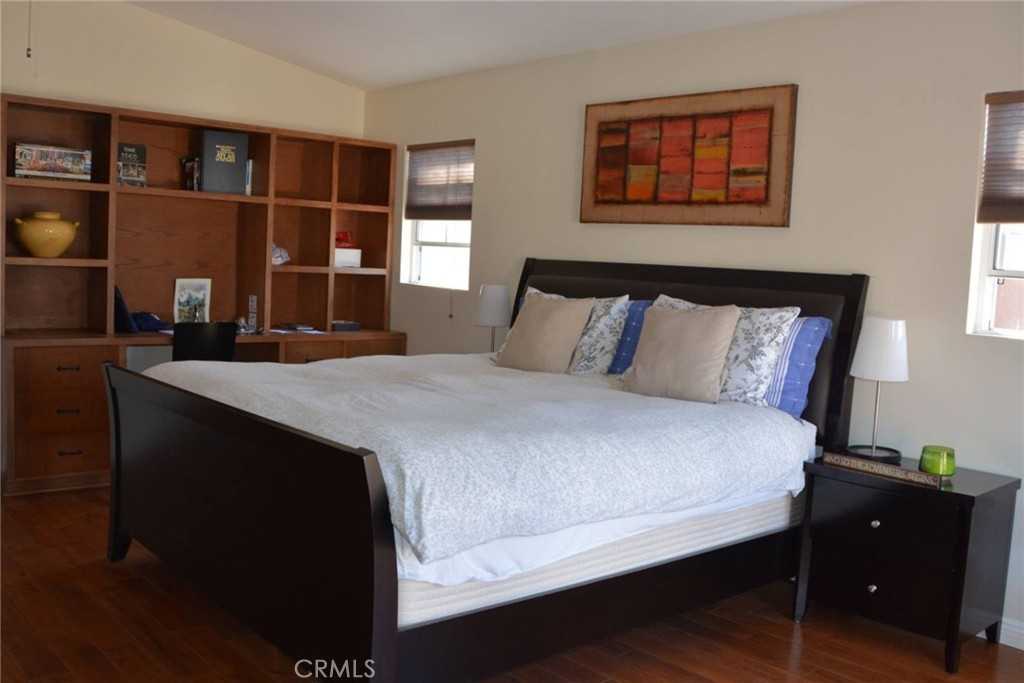 22445 Dolorosa Street #22445 - Photo 6 of 11