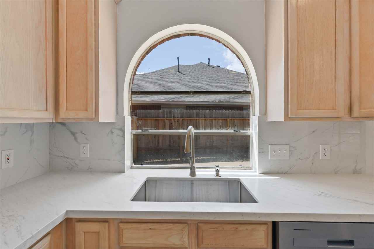 1710 Cedar Grove Court #1710 - Photo 5 of 31