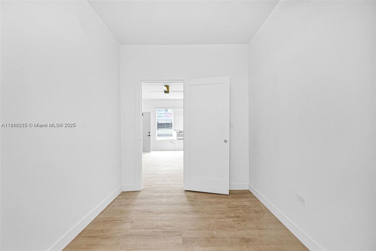 641 10th St #641-5 - Photo 6 of 36