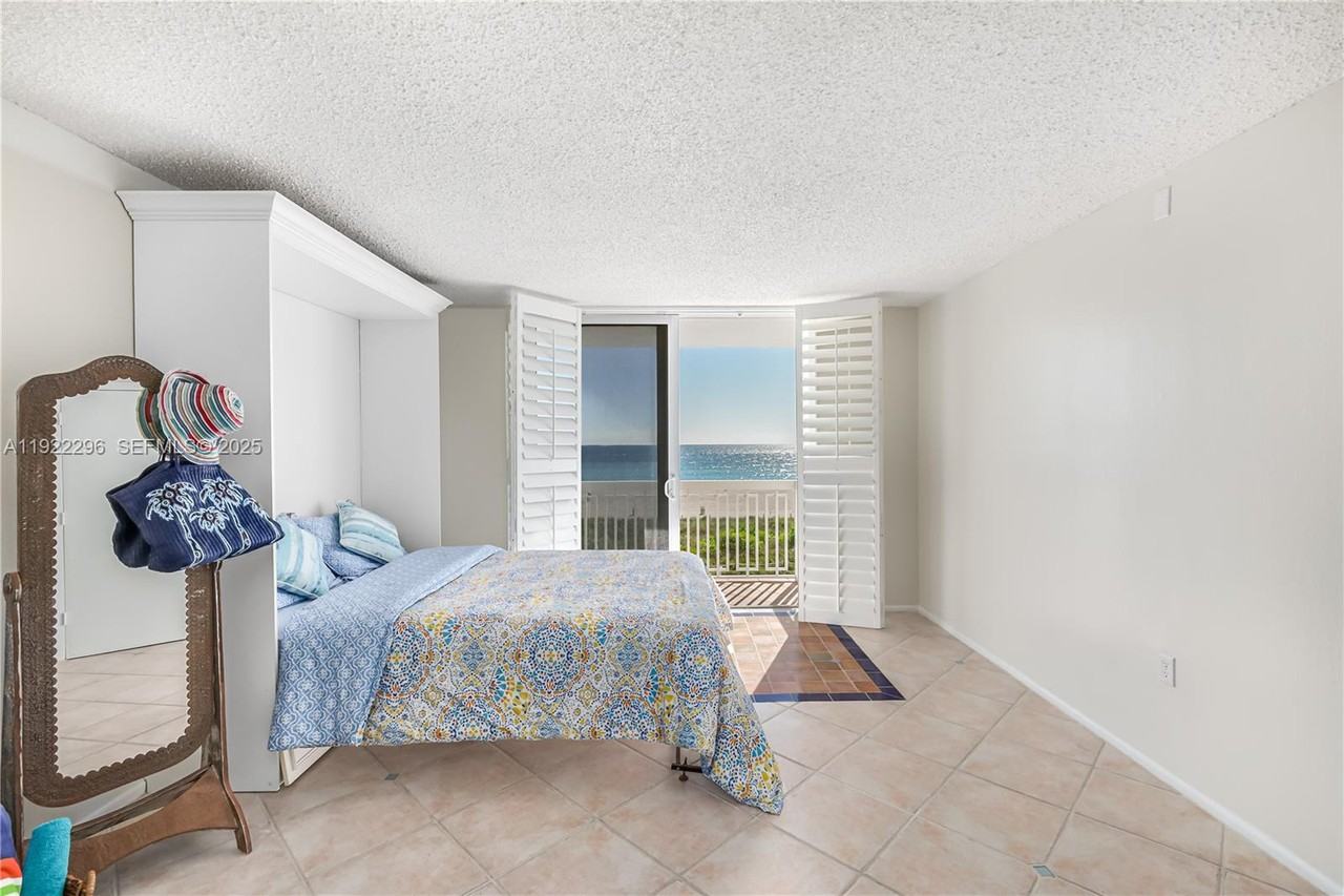 401 Ocean Drive #401-417 - Photo 6 of 27