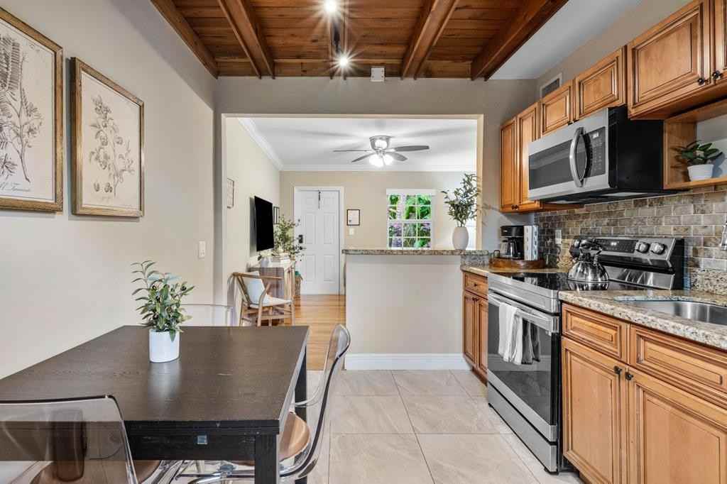 615 Northeast 9th Avenue #615-52 - Photo 6 of 19