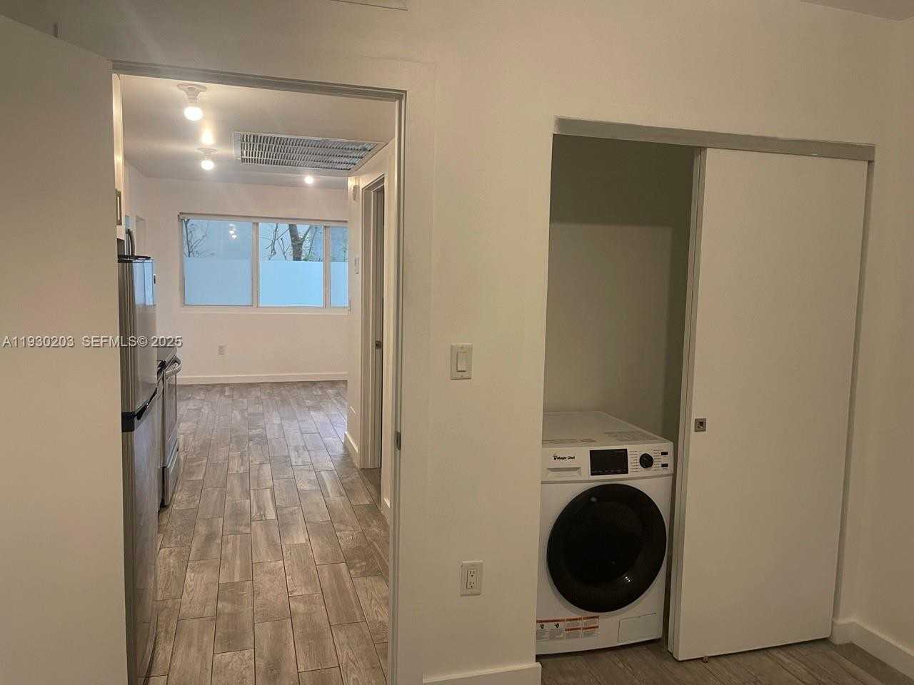 1035 Euclid Avenue #1035-15 - Photo 3 of 7