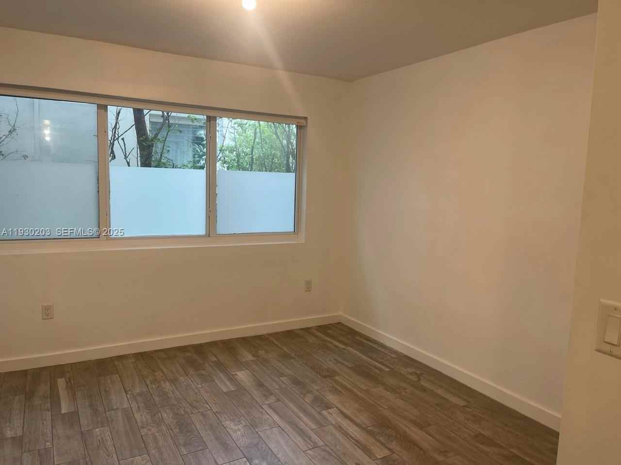 1035 Euclid Avenue #1035-15 - Photo 7 of 7