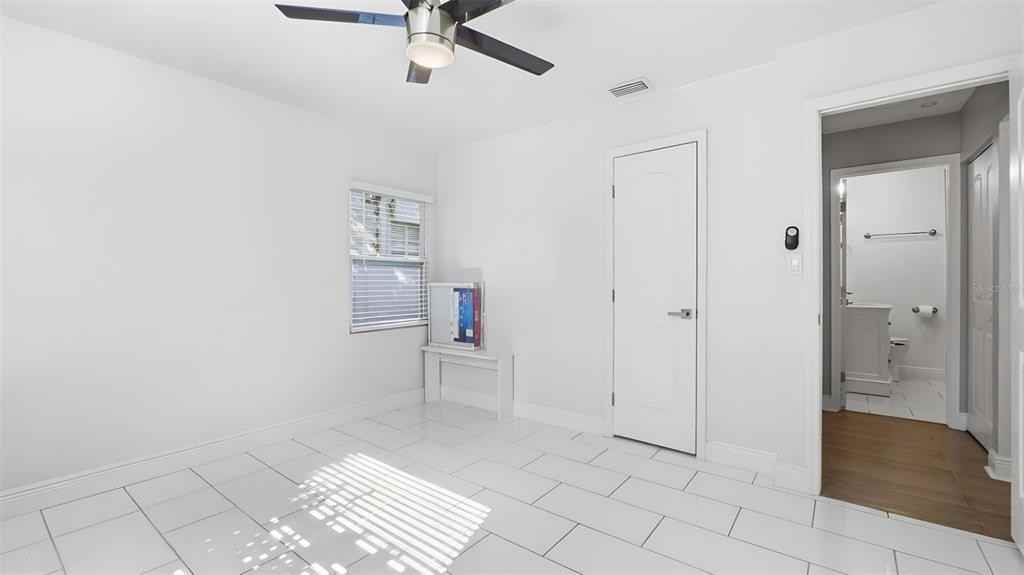 1416 East Frierson Avenue #1416 - Photo 3 of 25