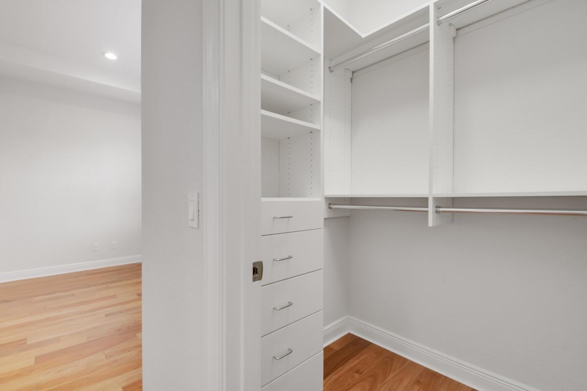 4644 Cadiz Cir #4644 - Photo 5 of 50