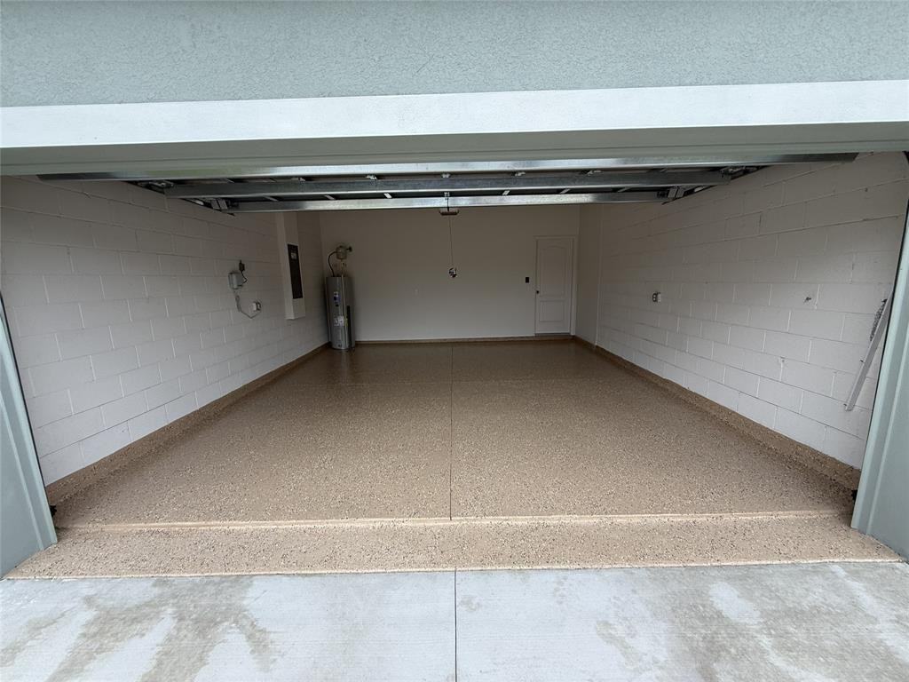 8715 98th Ct #8715 - Photo 4 of 12