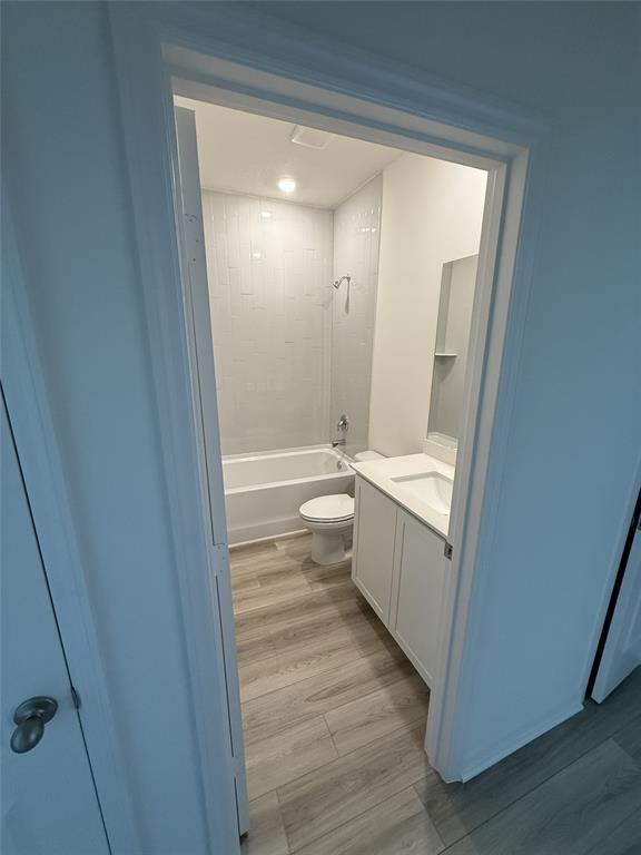 8715 98th Ct #8715 - Photo 6 of 12