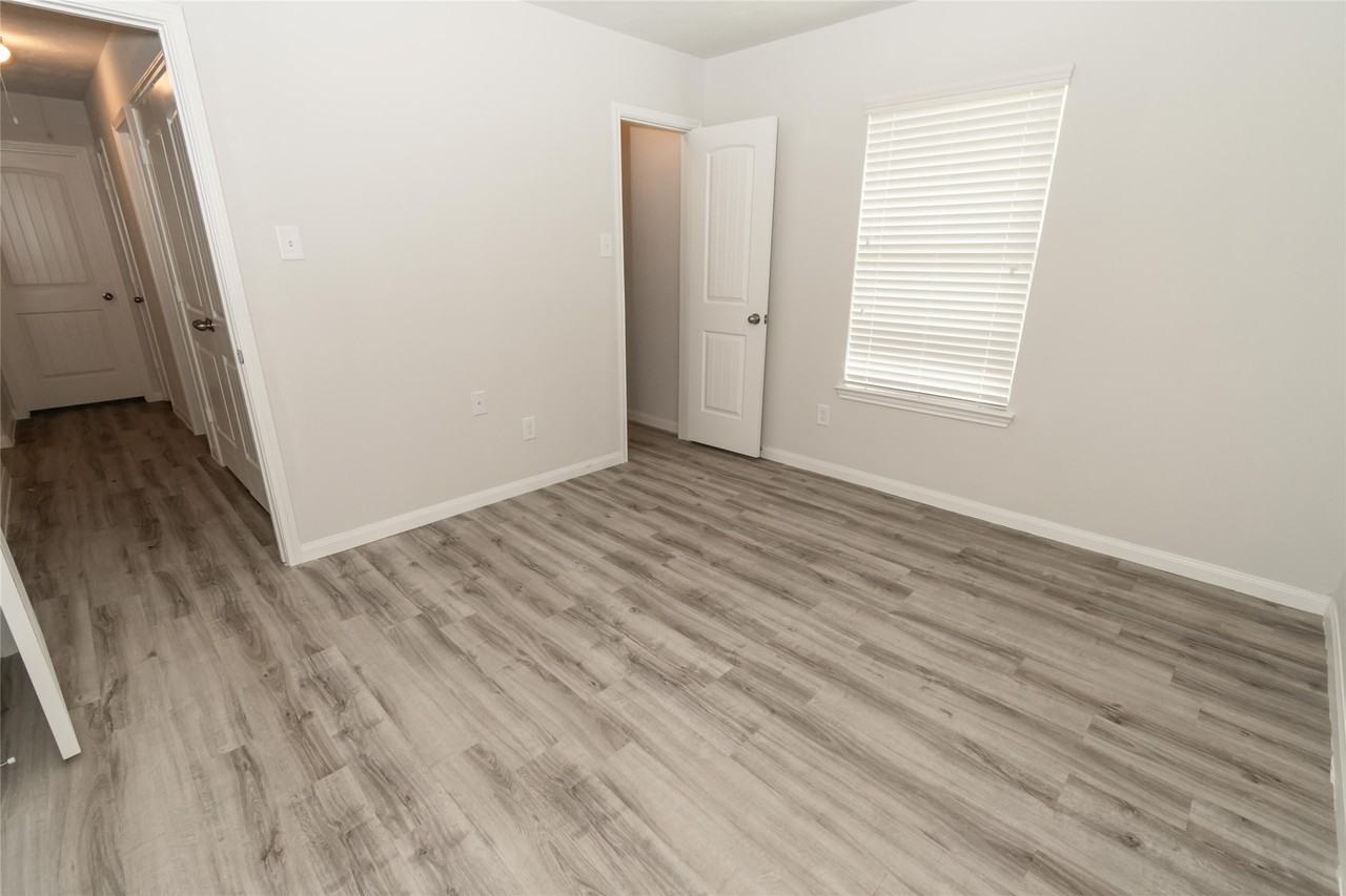 3107 Right Way #3107 - Photo 7 of 9