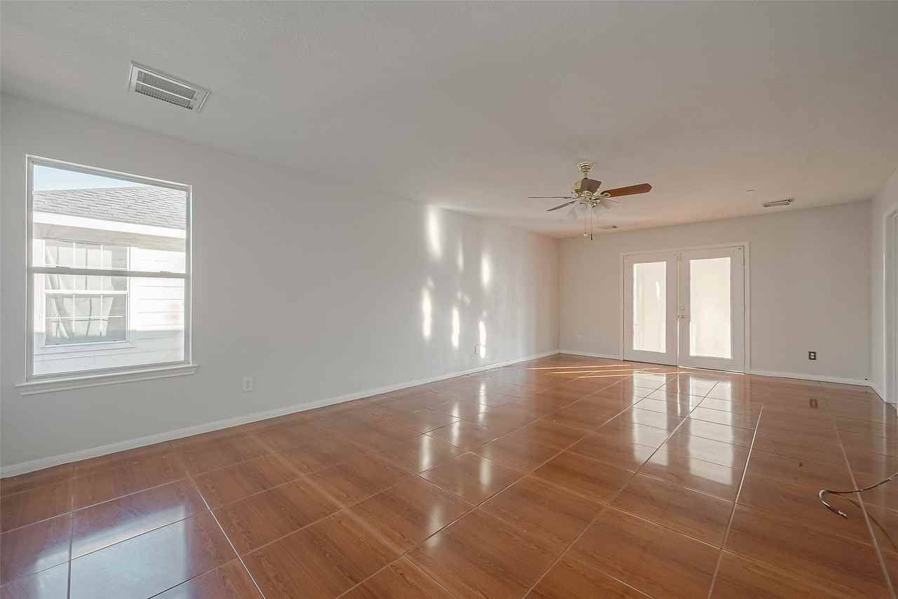 9407 Demsey Mill Drive #9407 - Photo 6 of 42