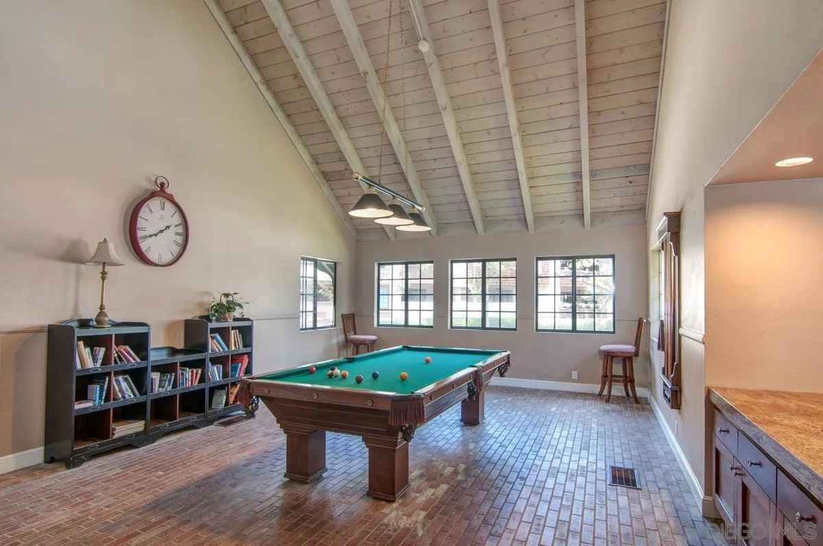 8860 Villa La Jolla Drive #8860-105 - Photo 7 of 25