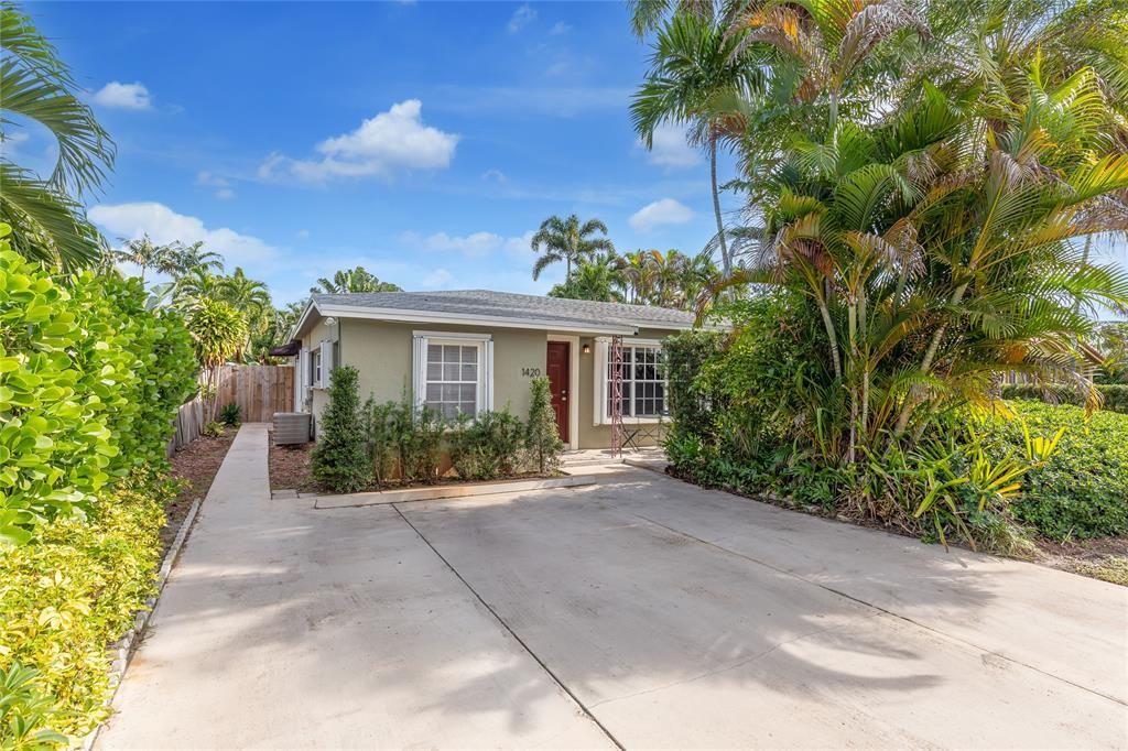 1420 Northeast 16th Terrace #1420 - Photo 6 of 39