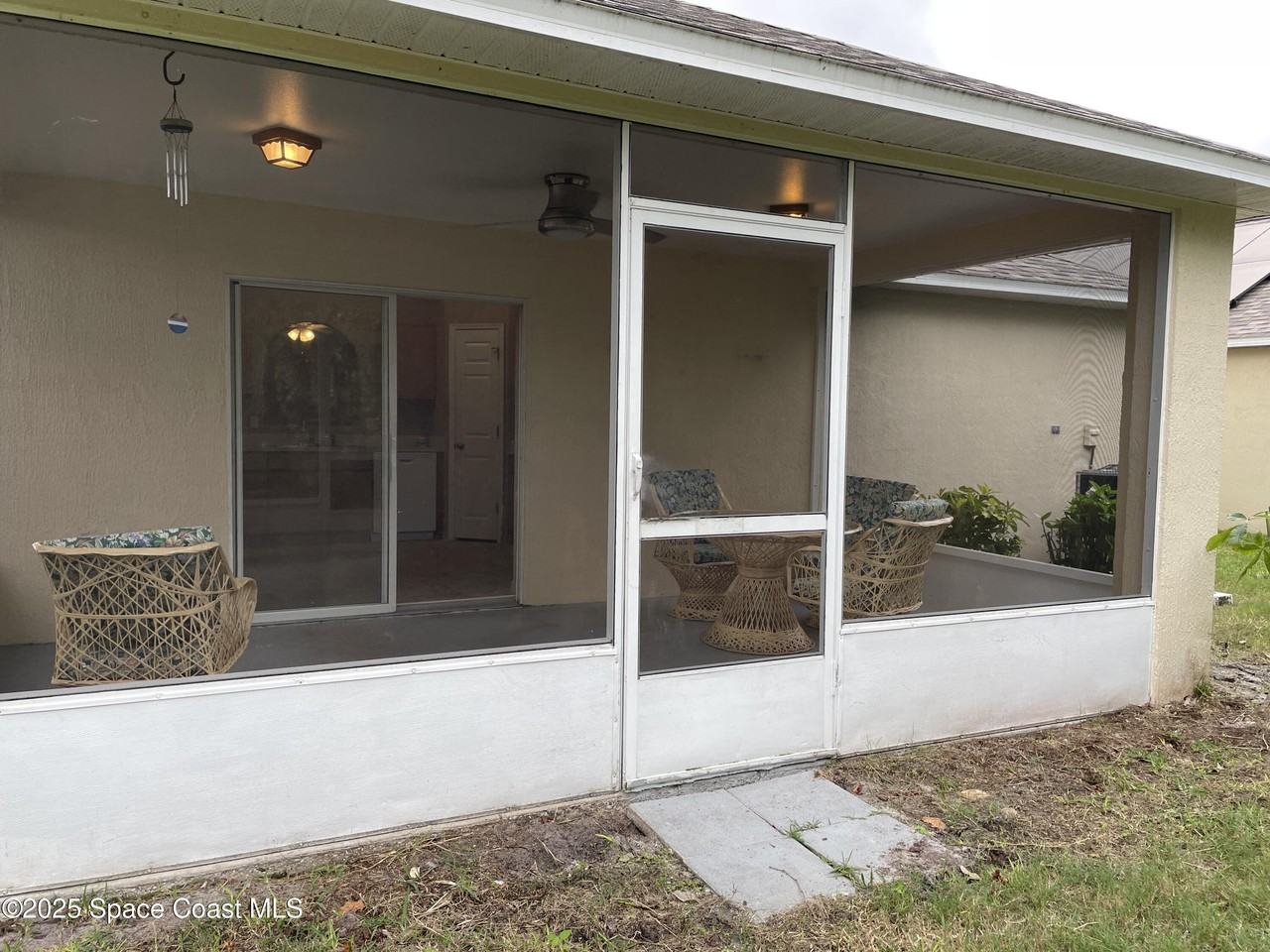 2065 Redwood Circle Northeast #2065 - Photo 7 of 12