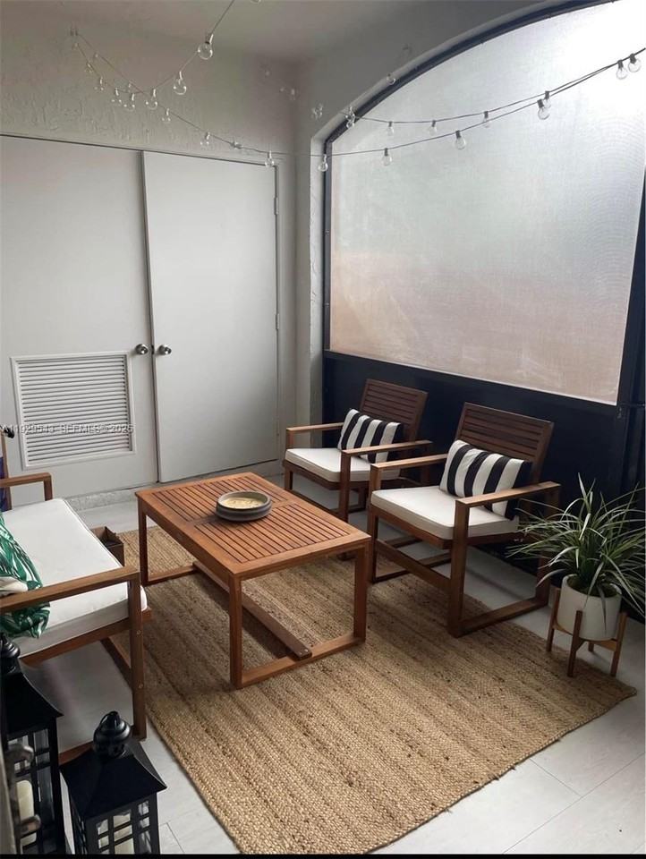 11864 Northwest 11th Street - Photo 4 of 13