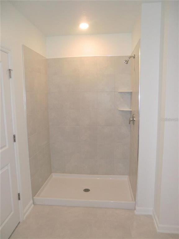 317 Loch Ct #317 - Photo 4 of 24