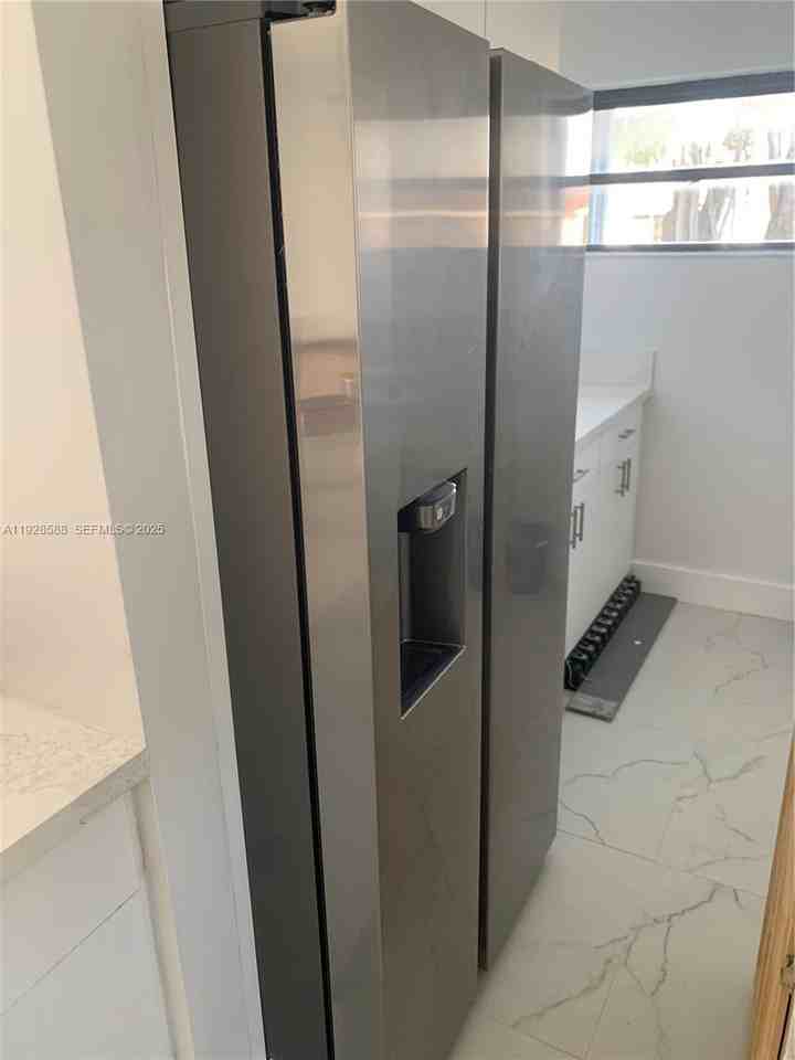 14300 Southwest 105th Avenue #14300 - Photo 5 of 17