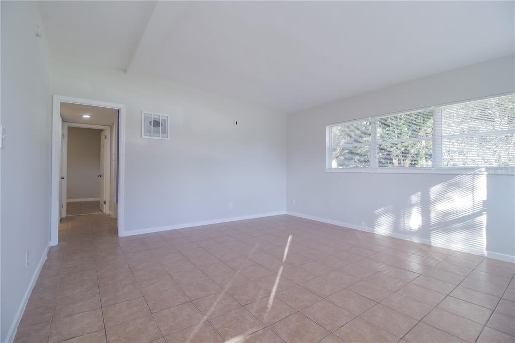 11623 Cameron Street #11623 - Photo 4 of 16