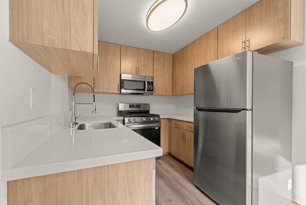 Mission Hills - Photo 6 of 25