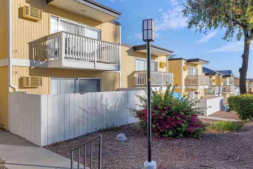 Summit Park Village - Photo 5 of 18