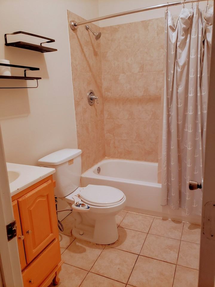 2939 Saint Paul Street, Unit B - Photo 6 of 10